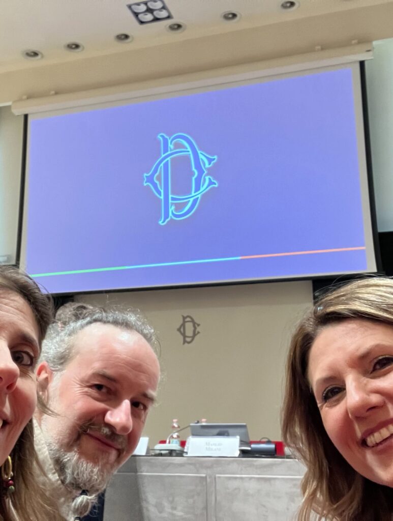 Giorgia De Luca, Antonella Valitutti, Fabio Pin dell'Officina delle Arti Sceniche, presso la Sala Matteotti